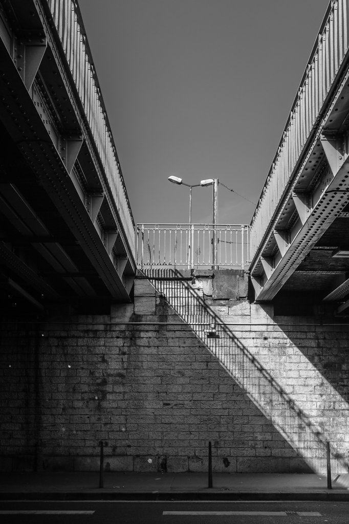 Ombres et lumières urbaines